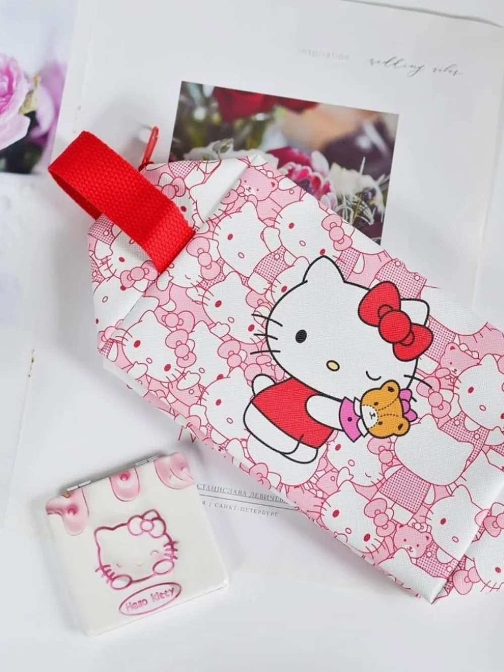 kitty Travel Cosmetic Large Capacity  Pouch/bag Makeup Bag with Mirror